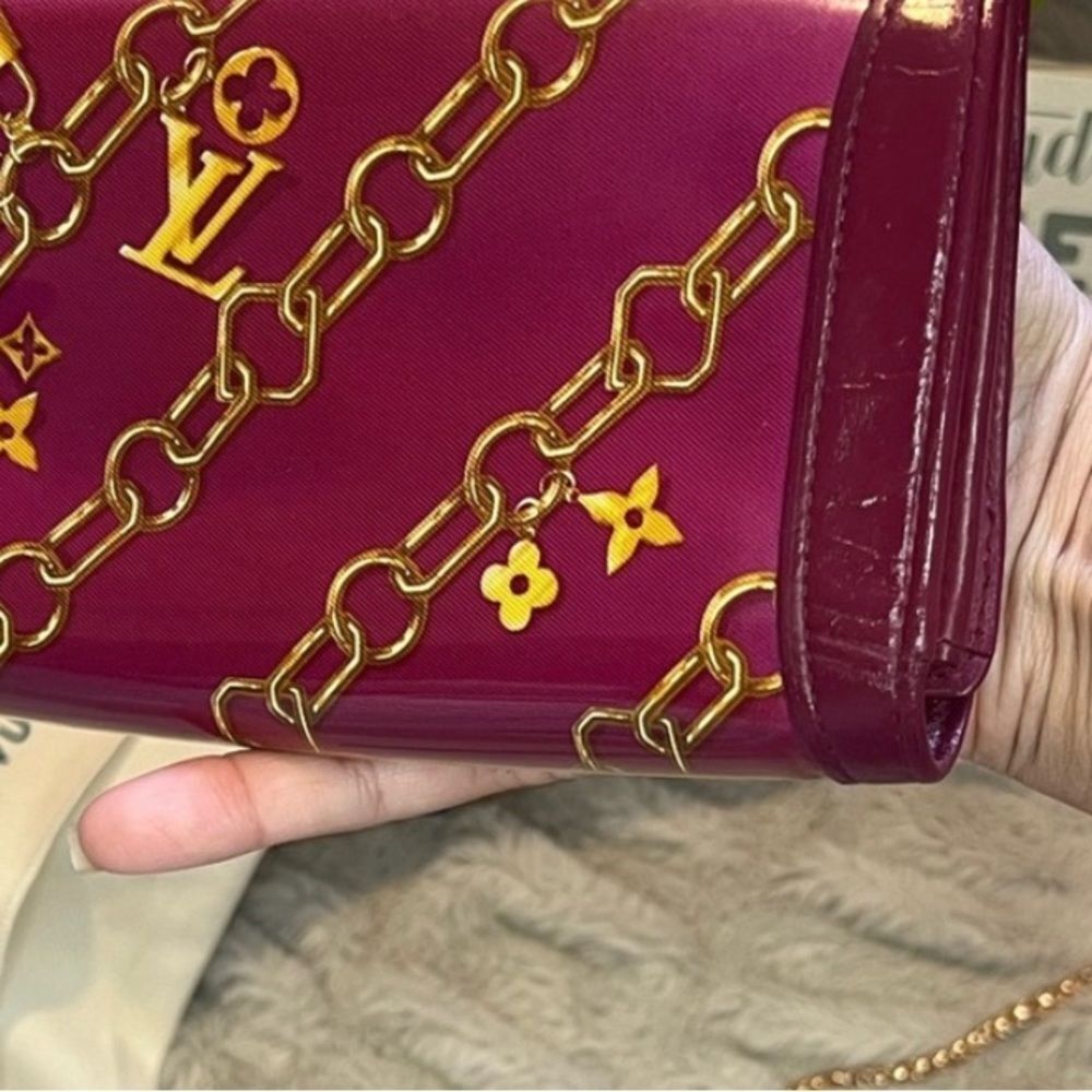 *Authentic* Louis Vuitton *Limited Edition* Charm Wallet Fuschia leather Wallet - Picture 9 of 16
